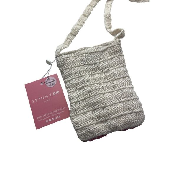 NWT SKINNYDIP LONDON Women's Crochet Mini Crossbody Pouch - Picture 2 of 4